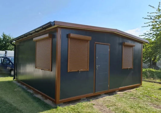 Hauptinhalt: 35 m2 großes, modulares Wohnhaus im gesamten Jahresverlauf