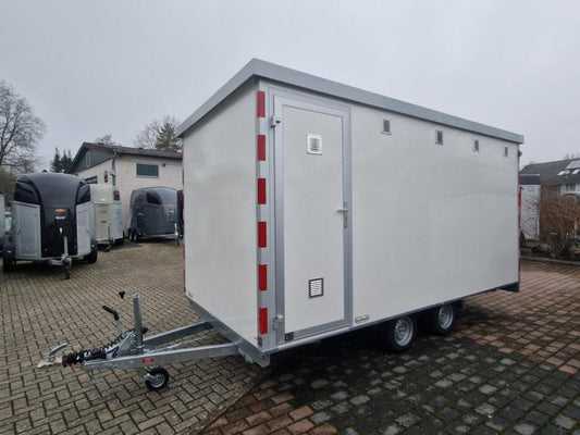 Container als Lebensraum, Toilettenanhänger, Toilettenanhänger, Toilettenanhänger