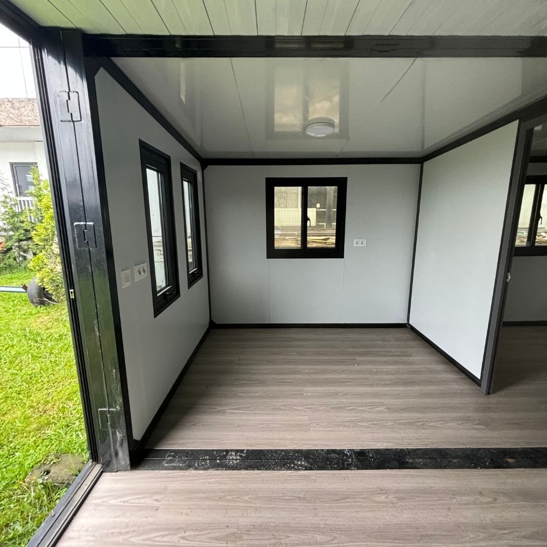 Mobiles Container-Tiny-House, 3 Zimmer à 35 m², vorgefertigtes, faltbares und mobiles Haus