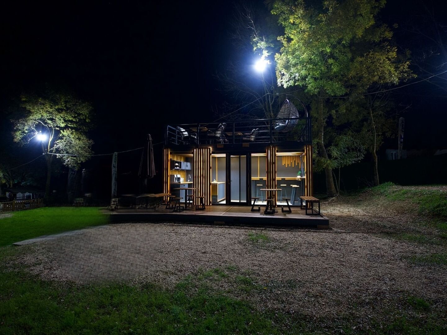 Container-Café mit Veranda