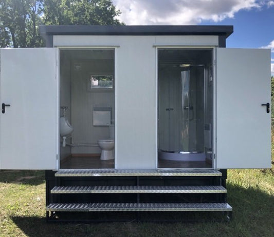Sanitärcontainer - WC + Dusche + Tank