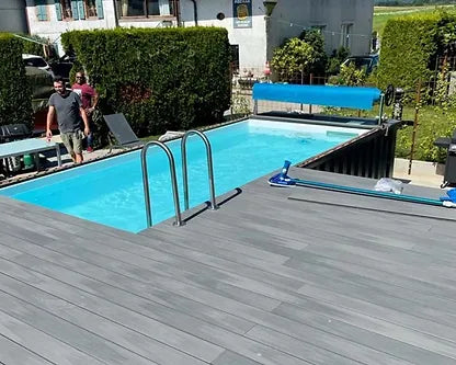 Containerpool 6.2 x 2.5 m, betriebsbereit mit Wärmepumpe