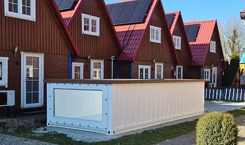 6,2 m x 2,5 m großer, gebrauchsfertiger Containerpool mit Poolfenster