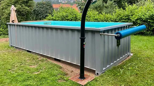 Containerpool 6.2 x 2.5 m, betriebsbereit mit Wärmepumpe