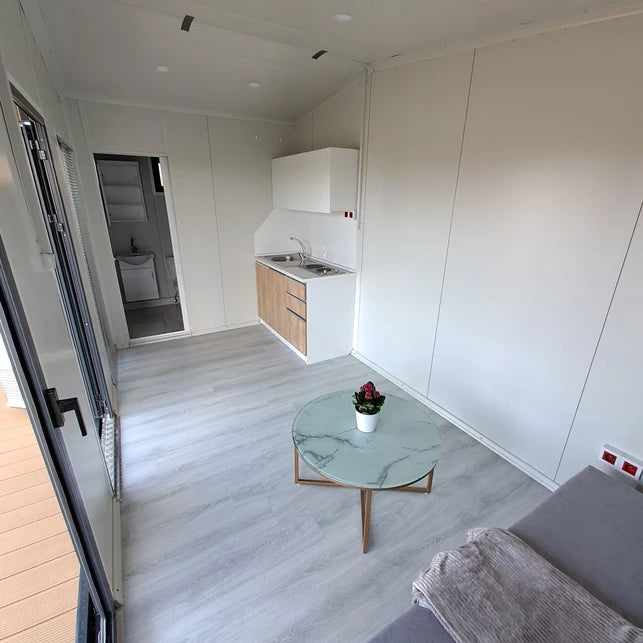 Möblierter Bungalow mit Terrasse / Gartenchalet