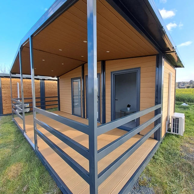 Möblierter Bungalow mit Terrasse / Gartenchalet