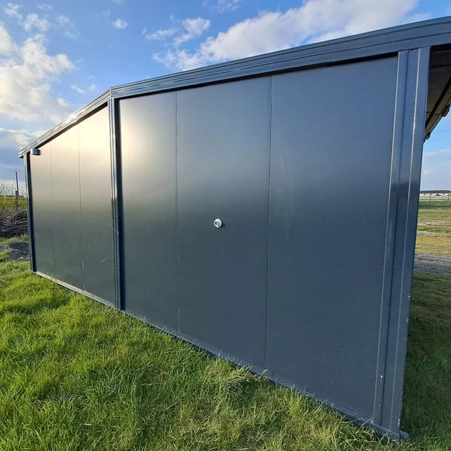 Möblierter Bungalow mit Terrasse / Gartenchalet