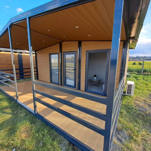 Möblierter Bungalow mit Terrasse / Gartenchalet