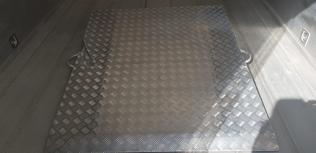 20′ DRY-Seecontainer