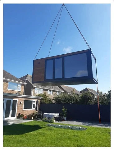 Containerhaus Studio V4 / 13,2M2