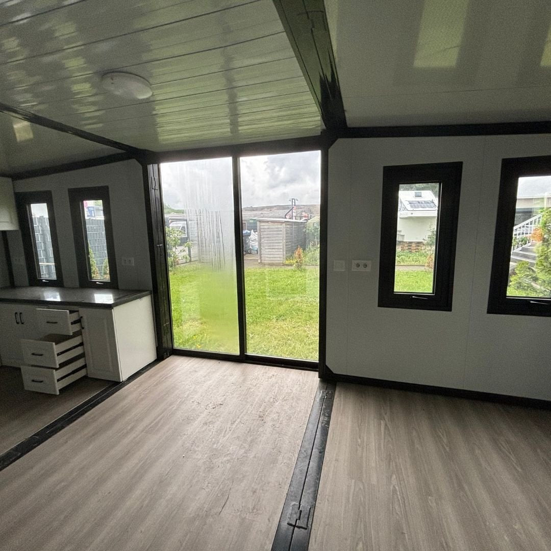 Mobiles Container-Tiny-House, 3 Zimmer à 35 m², vorgefertigtes, faltbares und mobiles Haus