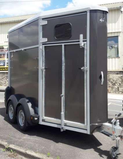 Ifor Williams HB 403 Neu