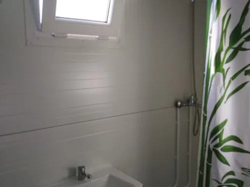 Sozialer Wohncontainer von 12m2 mit Bad und Küche 5×2,5m