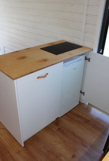 Schlüsselfertiges, hochwertiges Tiny House mit Außenmaß 10,90 x 2,90 m