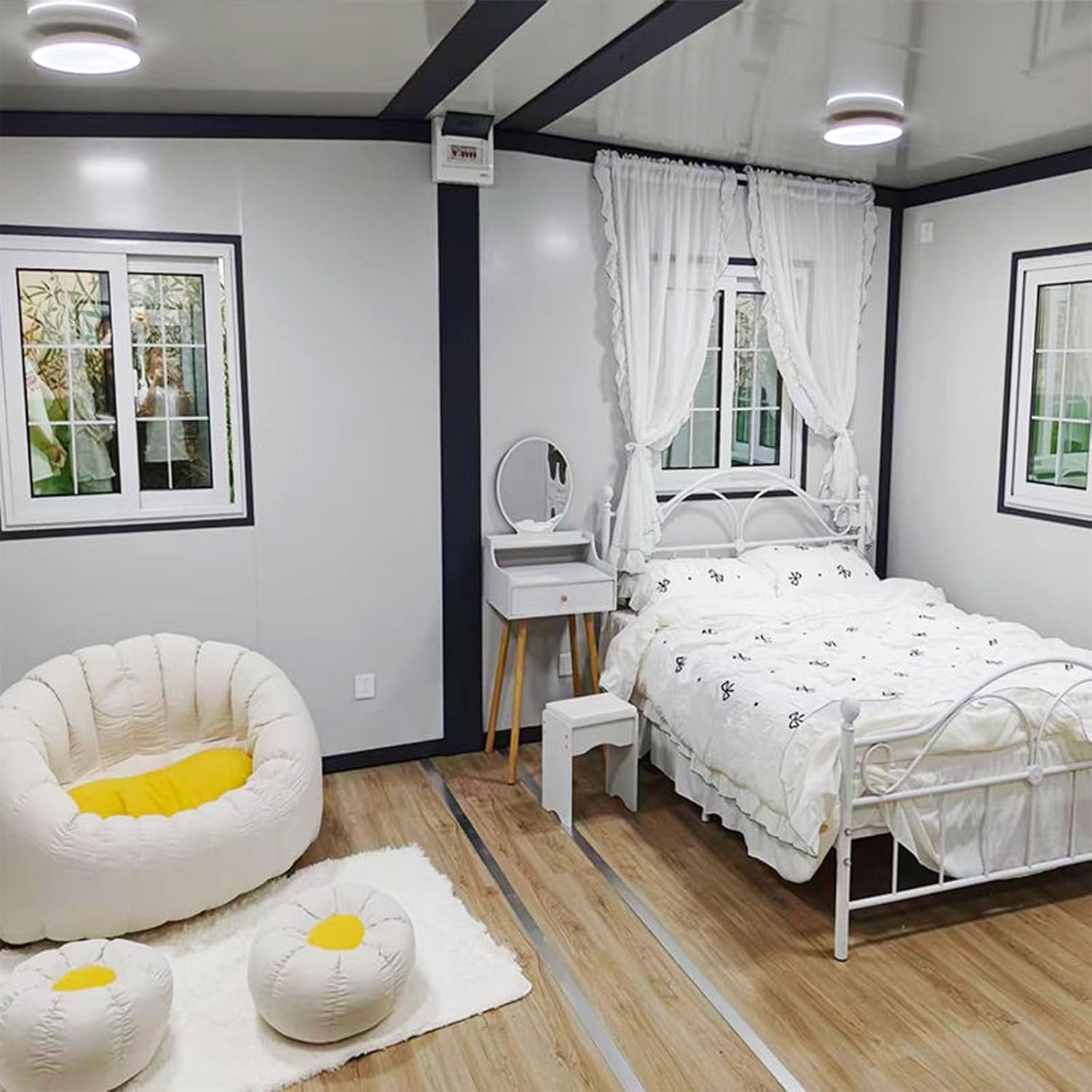 Erweiterbarer Miniaturhauscontainer