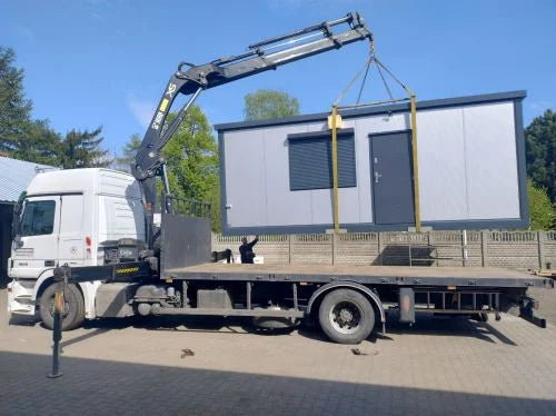 21 m² großer Bürocontainer mit WC und Kochnische