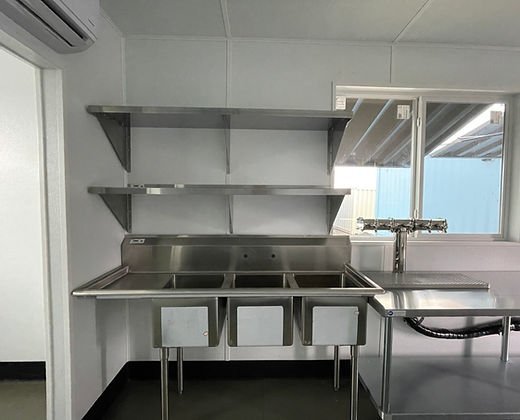 Barcontainer ausgestattet mit 40 Fuß