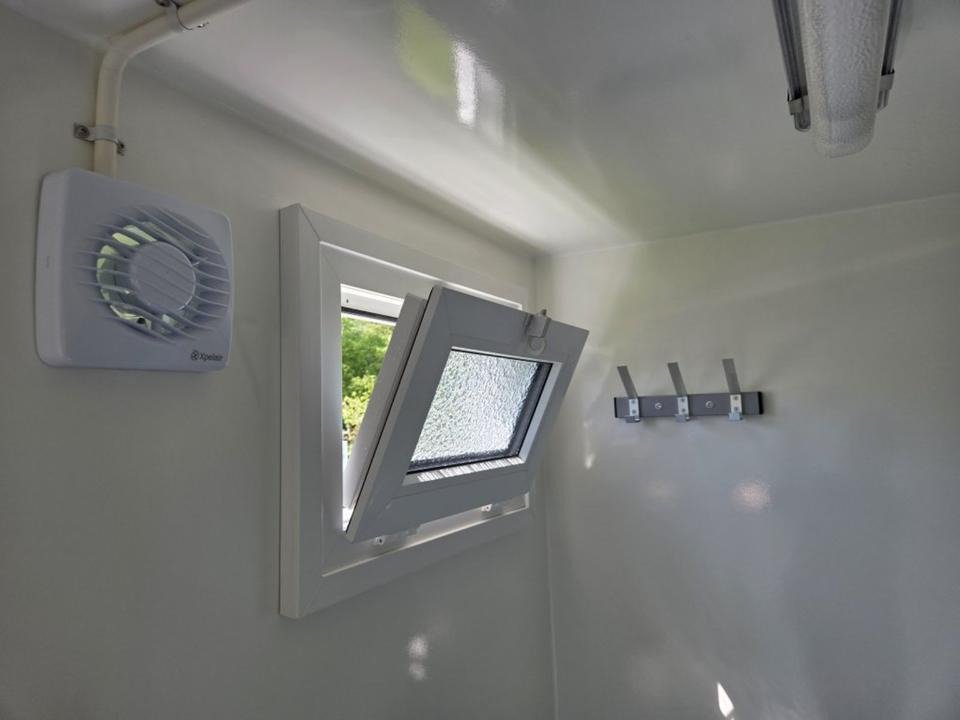 Container als Lebensraum, Badezimmerwagenanhänger Badezimmeranhänger Sanitäranhänger Toilette Dusche