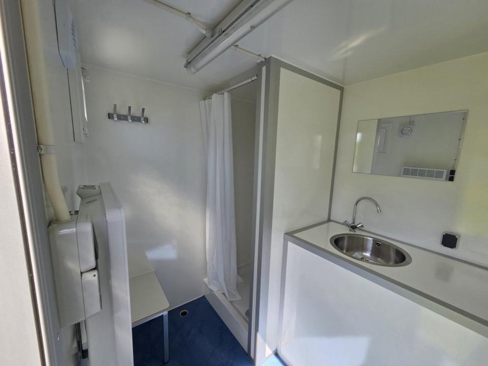 Container als Lebensraum, Badezimmerwagenanhänger Badezimmeranhänger Sanitäranhänger Toilette Dusche