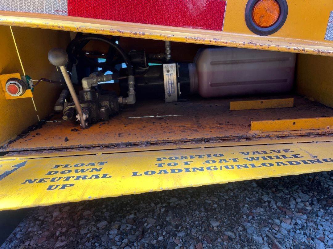 BESSER BUILT 2021 Pritschenanhänger