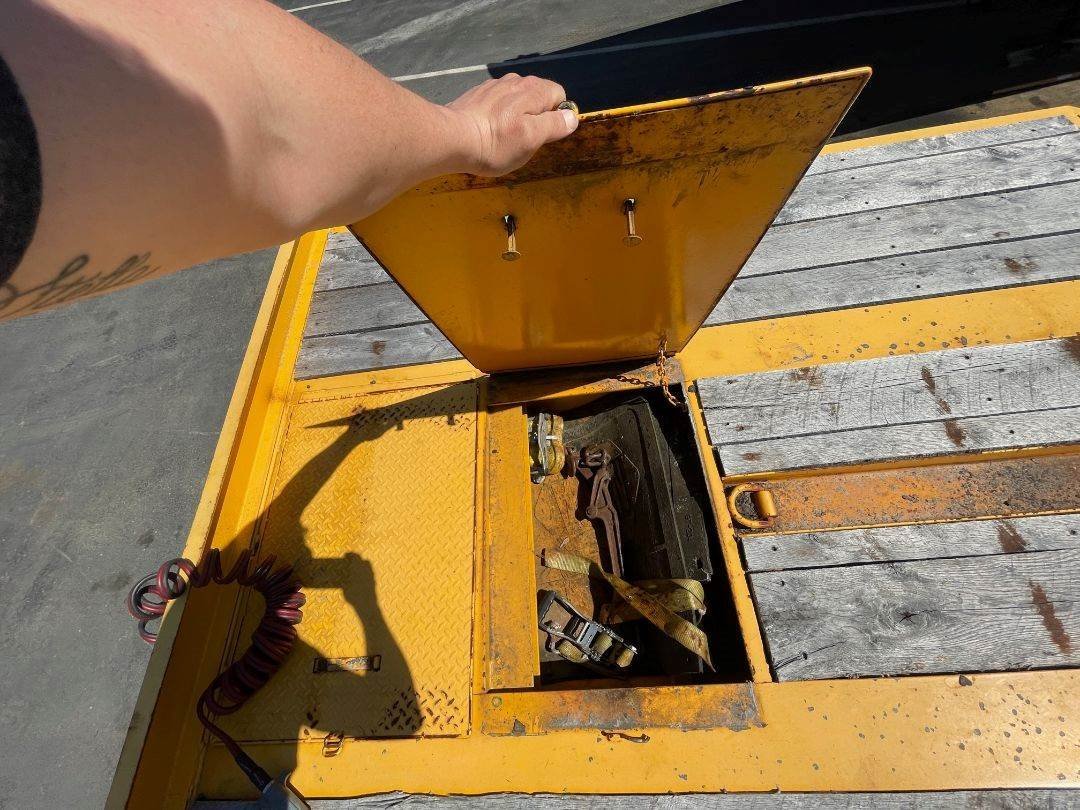 BESSER BUILT 2021 Pritschenanhänger