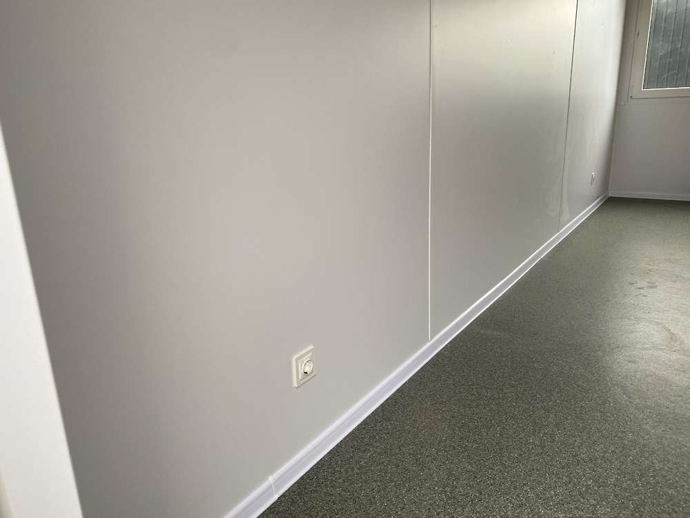 Neuer Standard-Bürocontainer