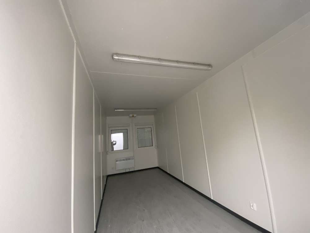 Neuer Standard-Bürocontainer