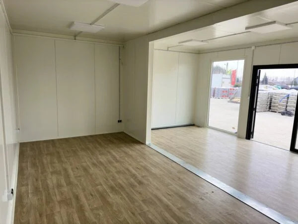 Modularer Sandwich-Container – Büros, Geschäfte/Logements, 6 Teile – 63 m²