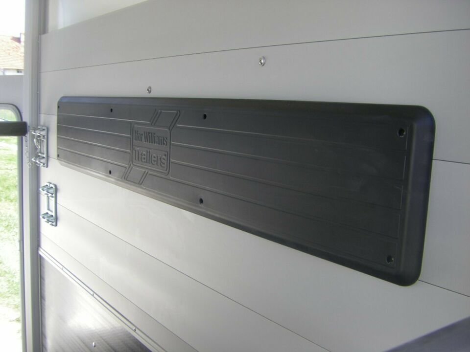 2-Sitzer-Van Ifor Williams HBX 511