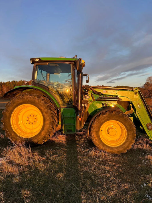 John Deere 6125R Traktor – 2014