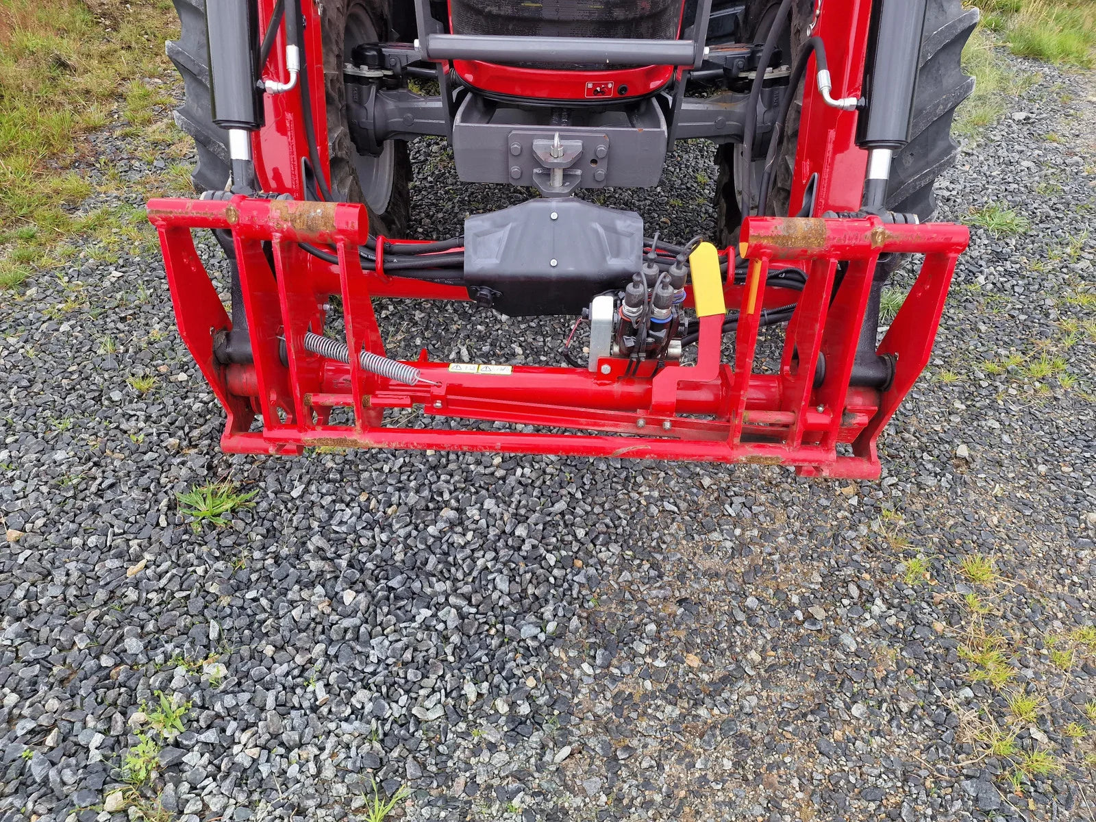 Massey Ferguson 4710M Dyna 2 Traktor – 2021