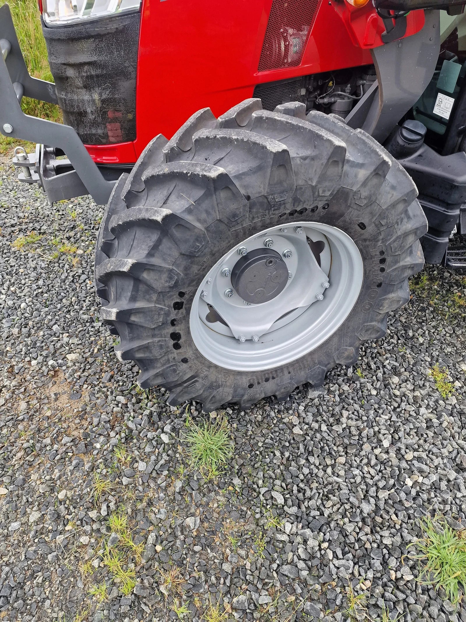 Massey Ferguson 4710M Dyna 2 Traktor – 2021