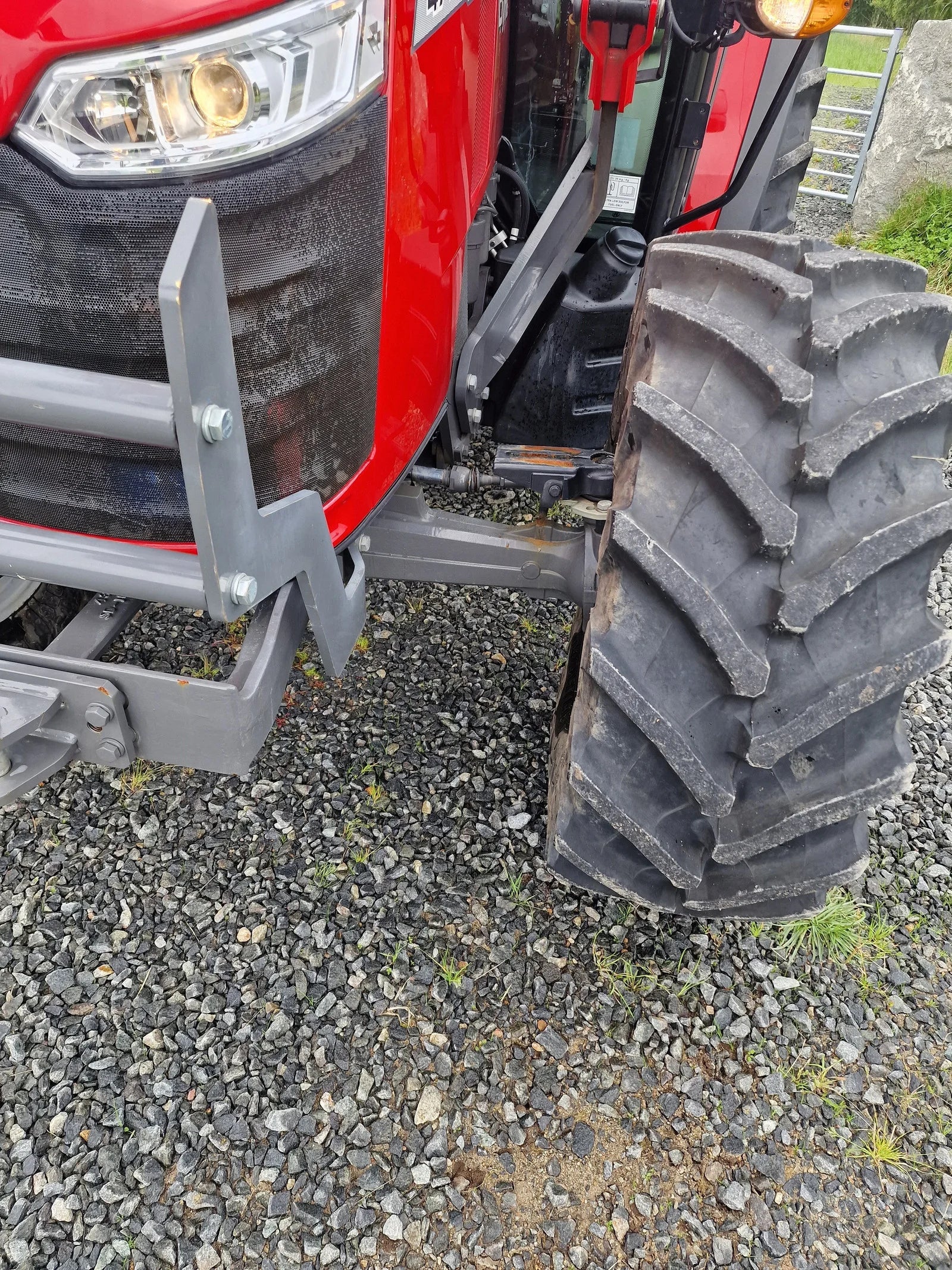 Massey Ferguson 4710M Dyna 2 Traktor – 2021