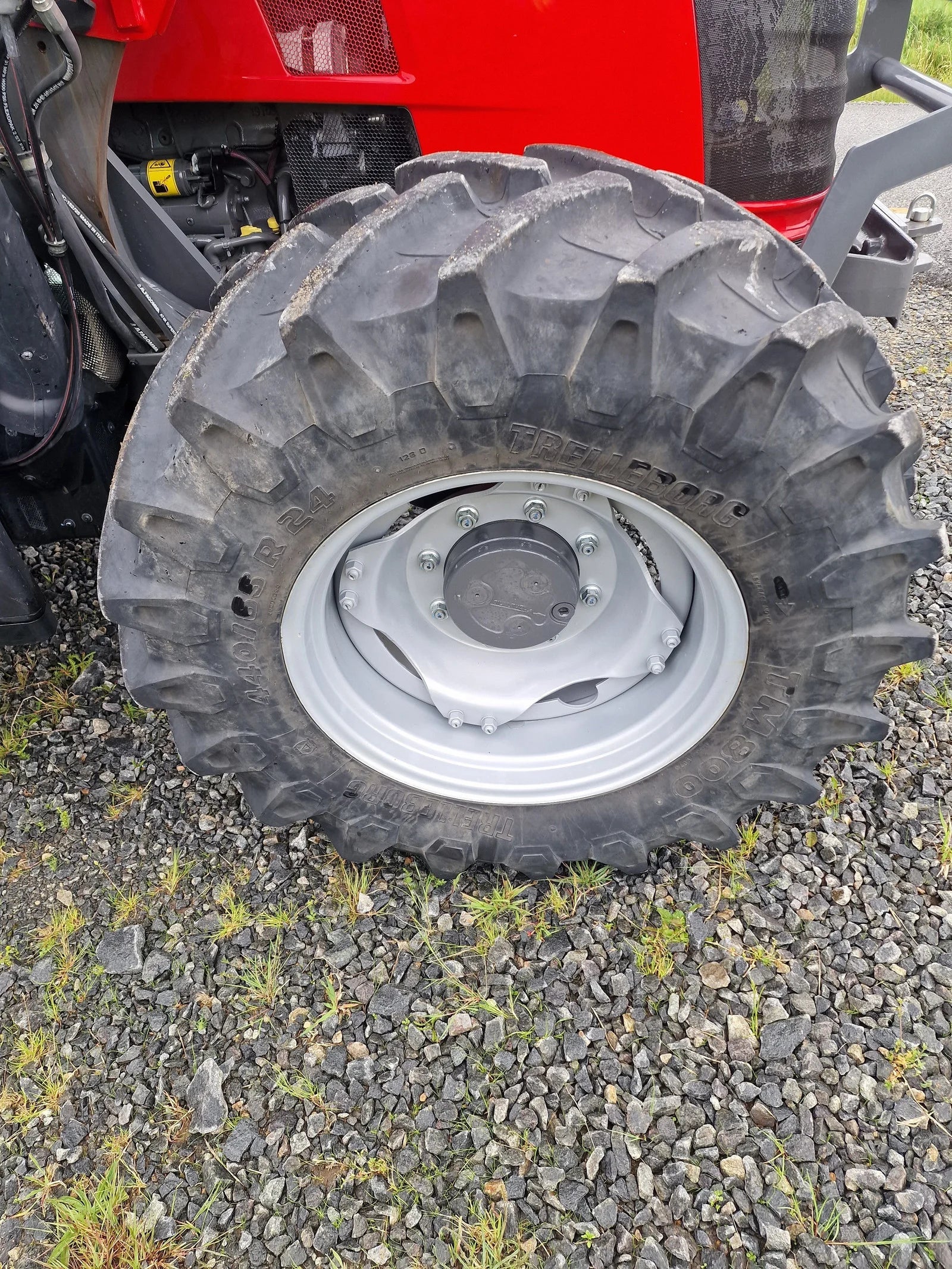 Massey Ferguson 4710M Dyna 2 Traktor – 2021