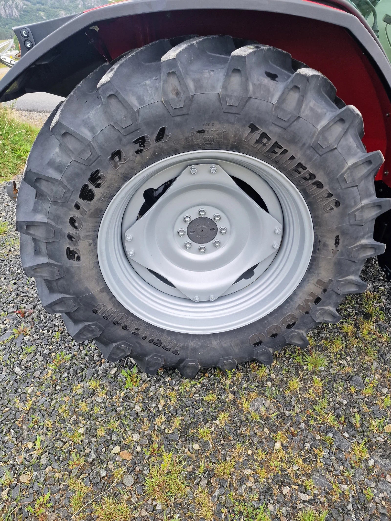 Massey Ferguson 4710M Dyna 2 Traktor – 2021