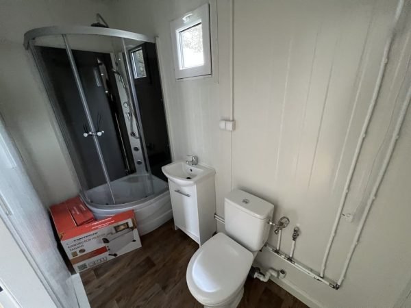 Wohncontainer/Büroeinheit von 24 m2