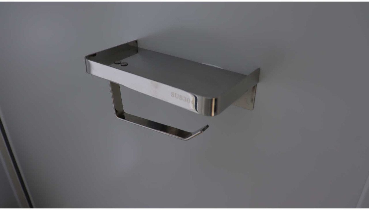 Containerhaus Deluxe (19 Fuß x 20 Fuß) Badezimmer mit Toilette und Dusche