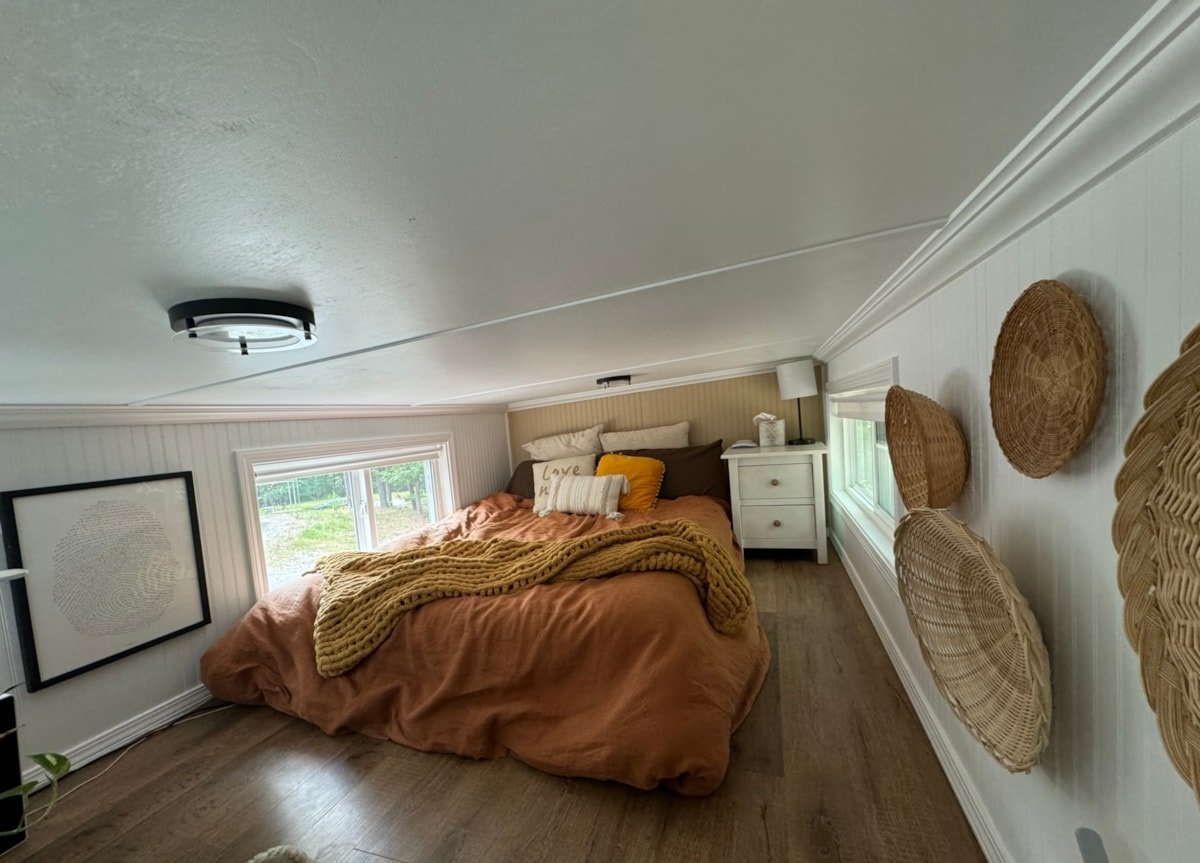 Helles und luftiges Tiny House 35m² auf Rädern mit 2 Schlafzimmern – 1 Badezimmer