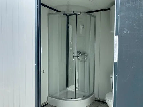 Kompletter Sanitärcontainer