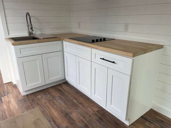 40-Fuß-Containerhaus – versandfertig