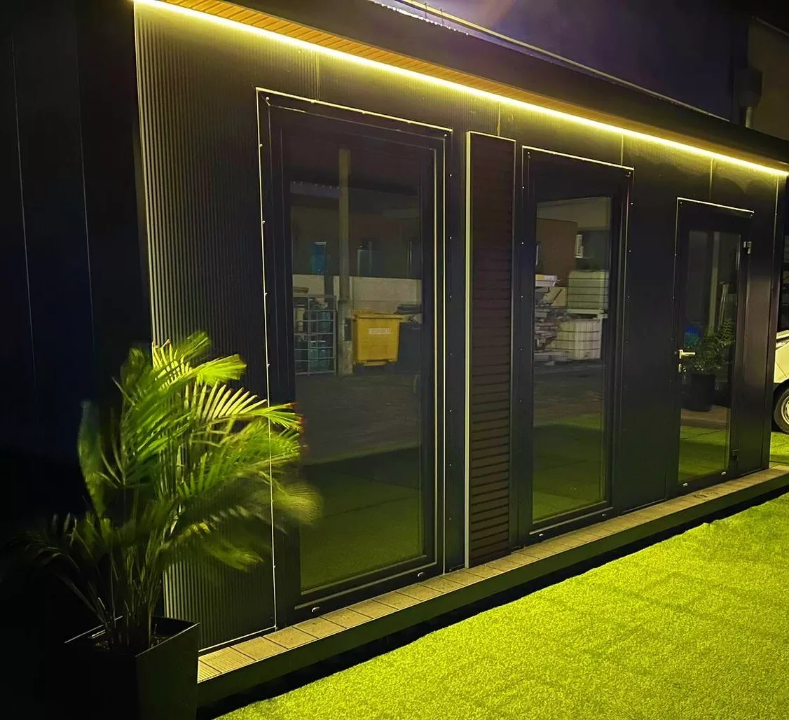 Bürocontainer Wohncontainer Gartenhaus – 6 x 3m mit Heizung