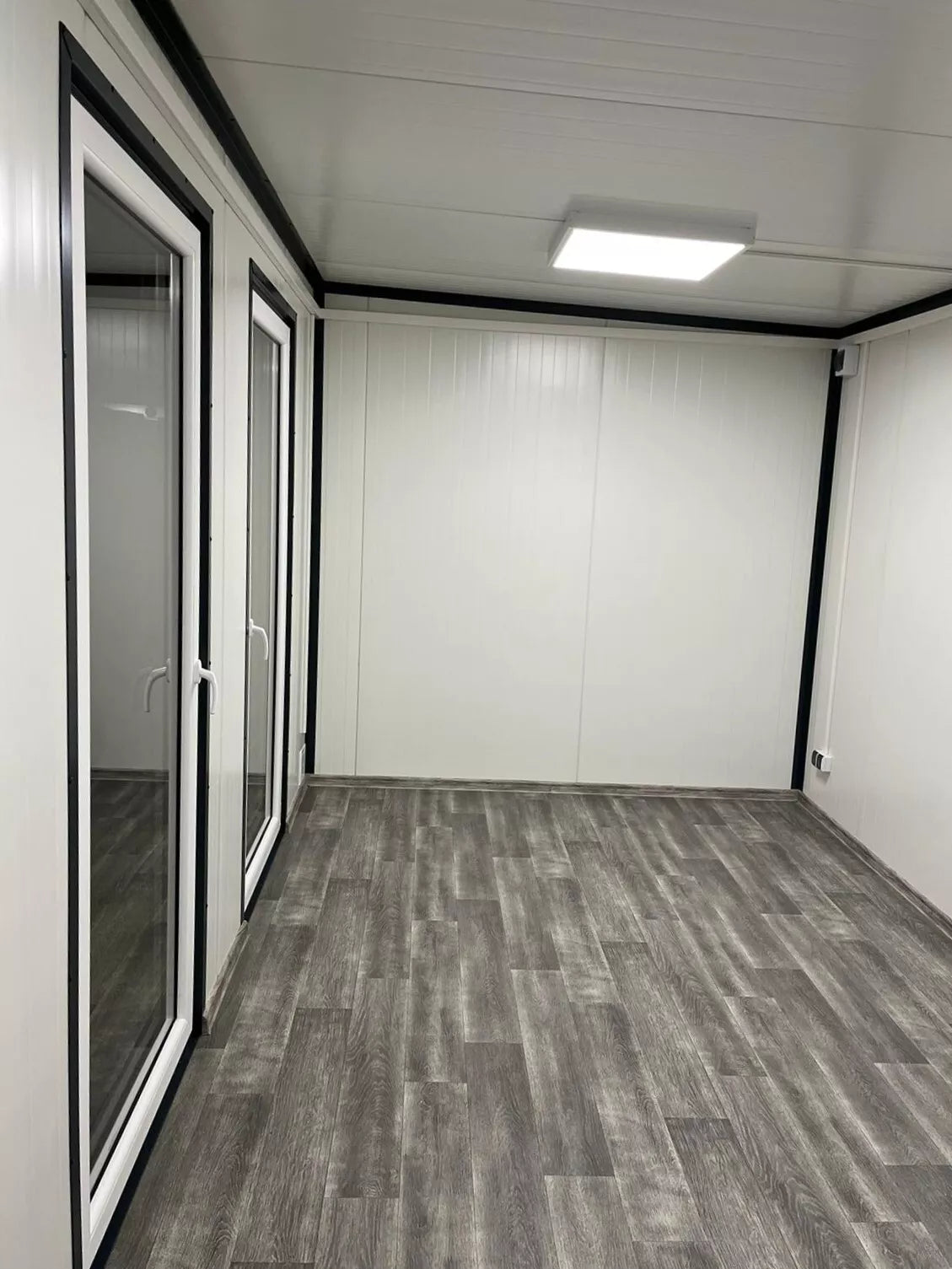 Bürocontainer Wohncontainer Gartenhaus – 6 x 3m mit Heizung